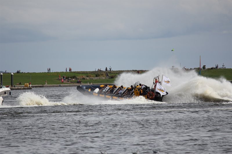 Speed boats on Cardiff Bay
