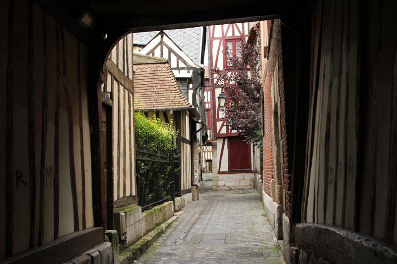 Rouen streets