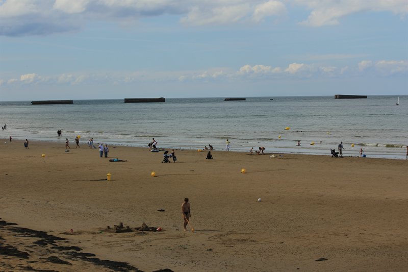 Arromanches beach