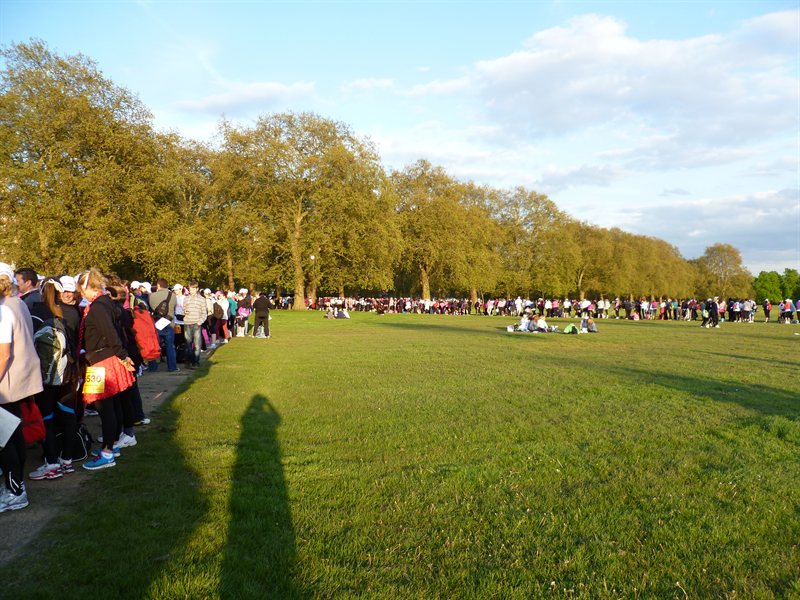 Moonwalk - The Queue