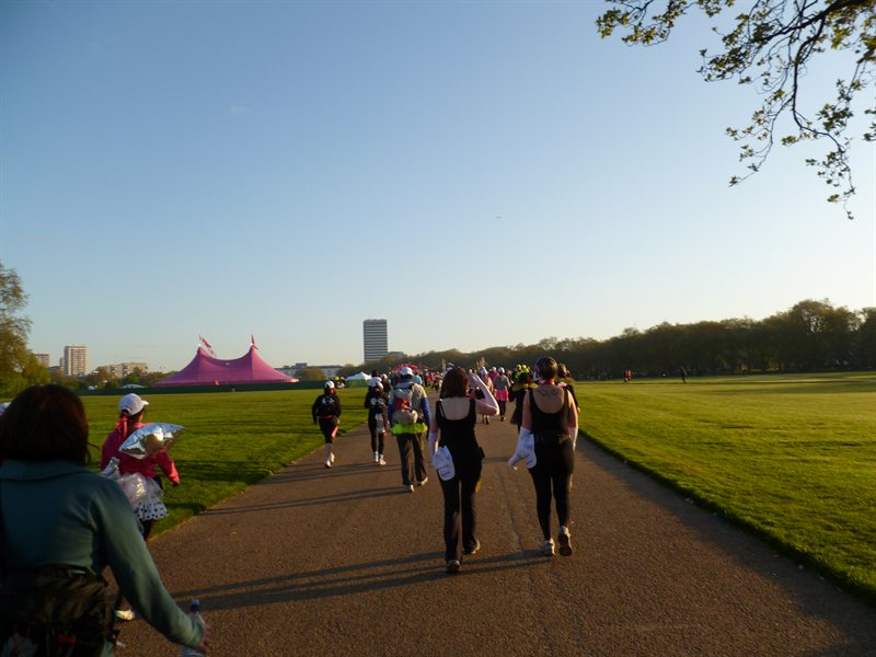 Moonwalk - Pink tent in sight :)